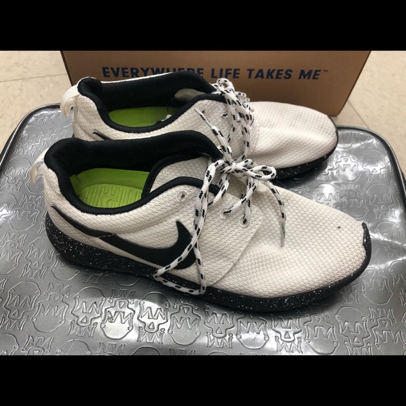 Nike Runners - Picture 3 of 9